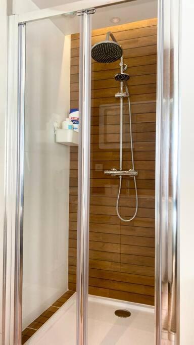 Appartement Avec Vue Jardin Proche De Paris Saint-Maurice  Ngoại thất bức ảnh