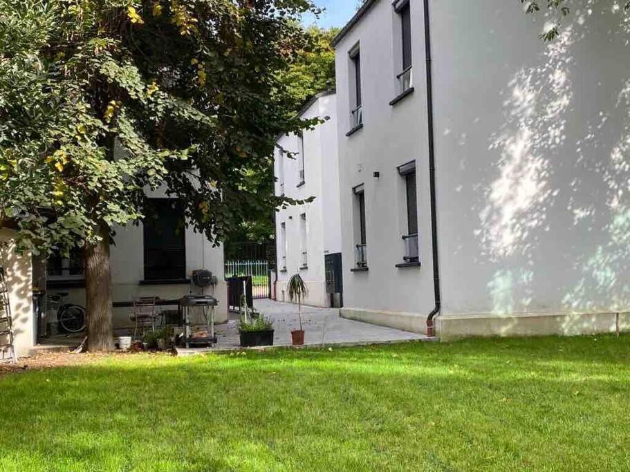 Appartement Avec Vue Jardin Proche De Paris Saint-Maurice  Ngoại thất bức ảnh